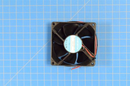 D31-B10A-05W3-100 - Fan