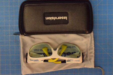 F02-T5K02 - Laser Eyewear