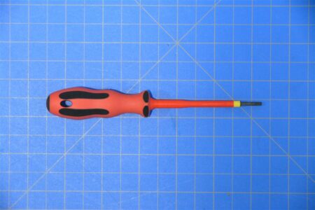 IND2575 - Screwdriver, Slotted, Insulated, 3/32" 3"