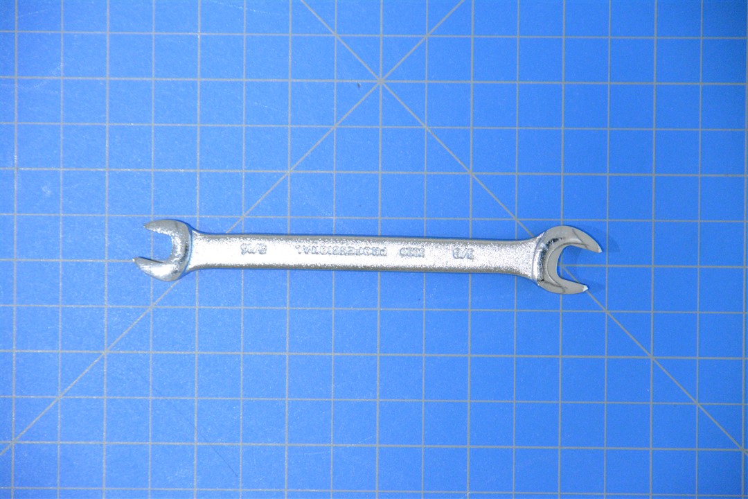 J3020 - 3/8" X 5/16" Open End Wrench