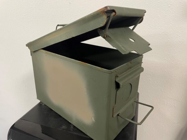 AMMO CAN OPEN