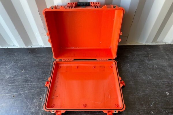 1600 - Pelican Protector Case, Orange